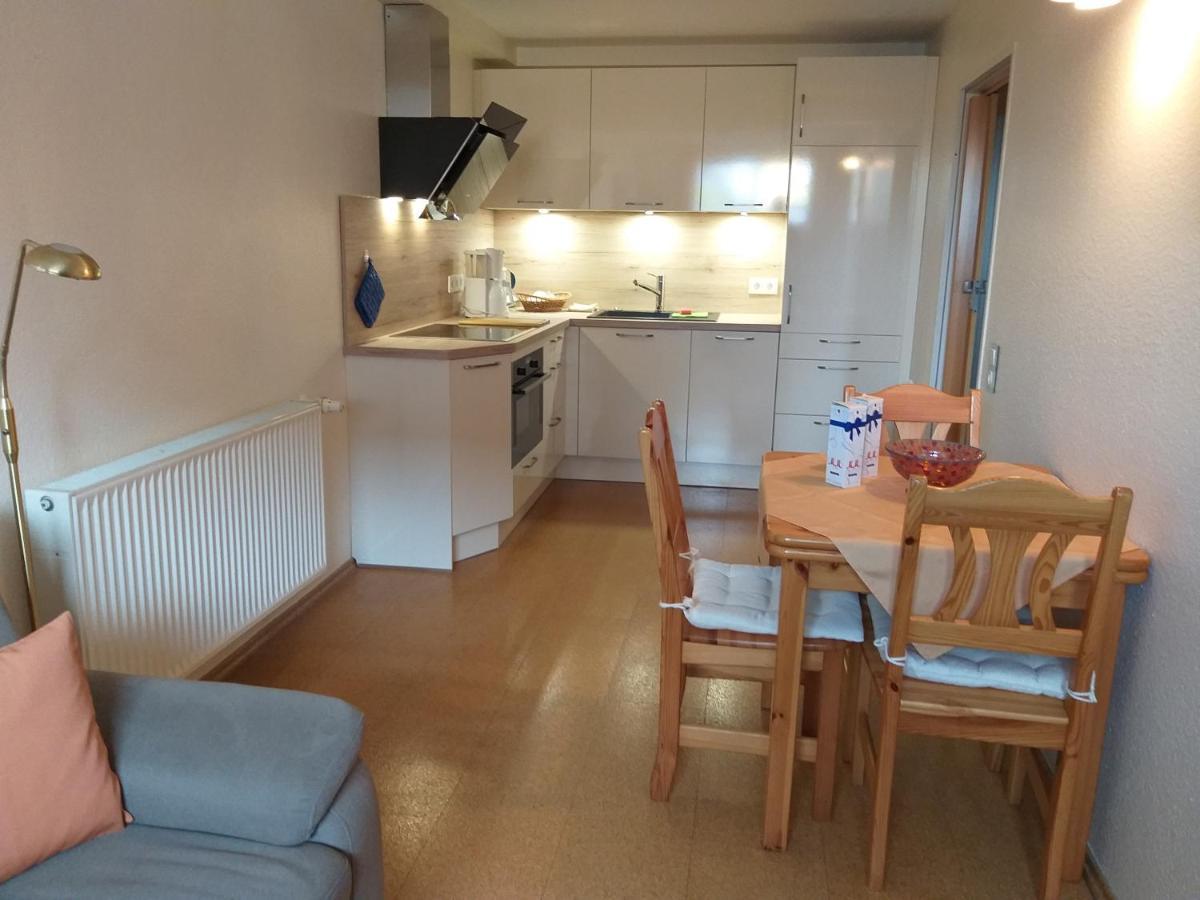 Zwei Ferienwohnungen Ankerpatz 70 Qm Mit Loggia & Puppenstube 50 Qm Mit Gartenterrasse In Hagenburg Naehe Steinhuder Meer Exterior foto