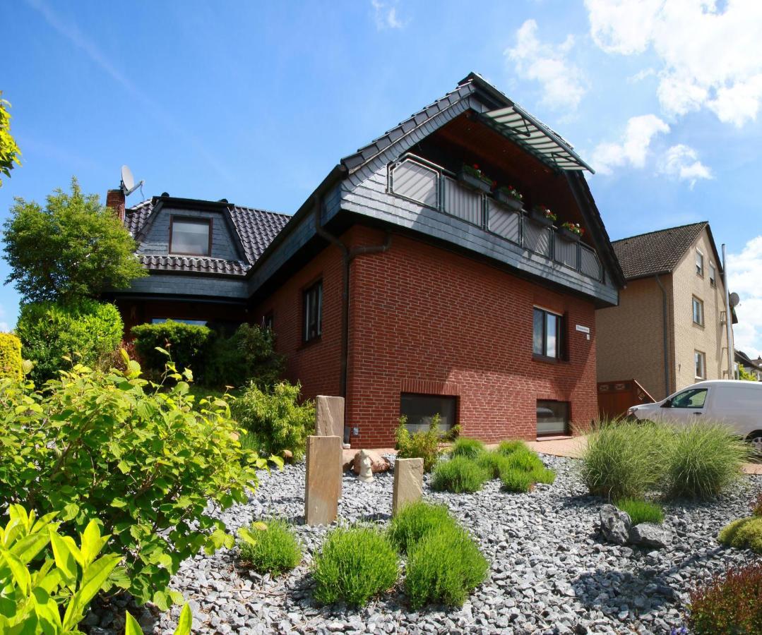 Zwei Ferienwohnungen Ankerpatz 70 Qm Mit Loggia & Puppenstube 50 Qm Mit Gartenterrasse In Hagenburg Naehe Steinhuder Meer Exterior foto