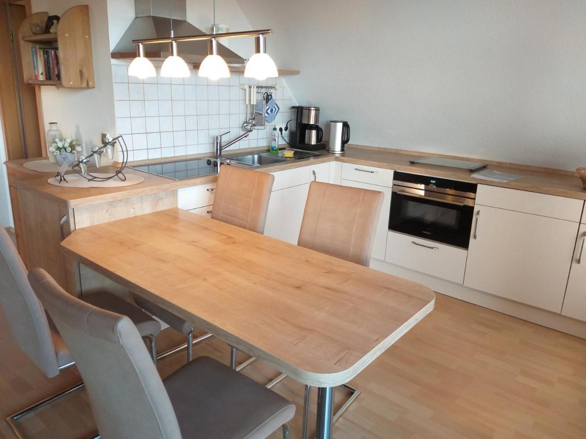 Zwei Ferienwohnungen Ankerpatz 70 Qm Mit Loggia & Puppenstube 50 Qm Mit Gartenterrasse In Hagenburg Naehe Steinhuder Meer Exterior foto